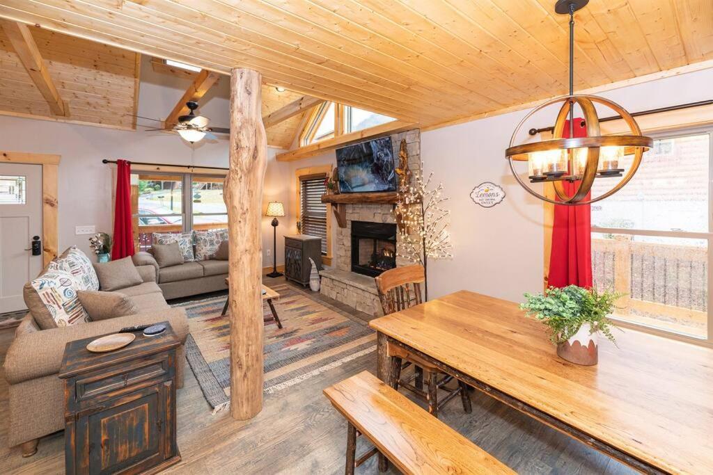 The Snow Owl Cabin Maggie Valley Esterno foto